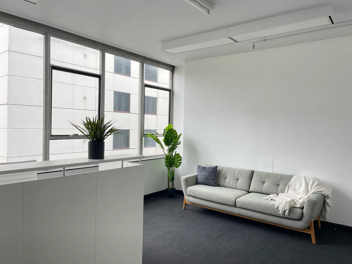 Fully Fitted Office with City Views, 93 sqm, pop-up rental in Melbourne