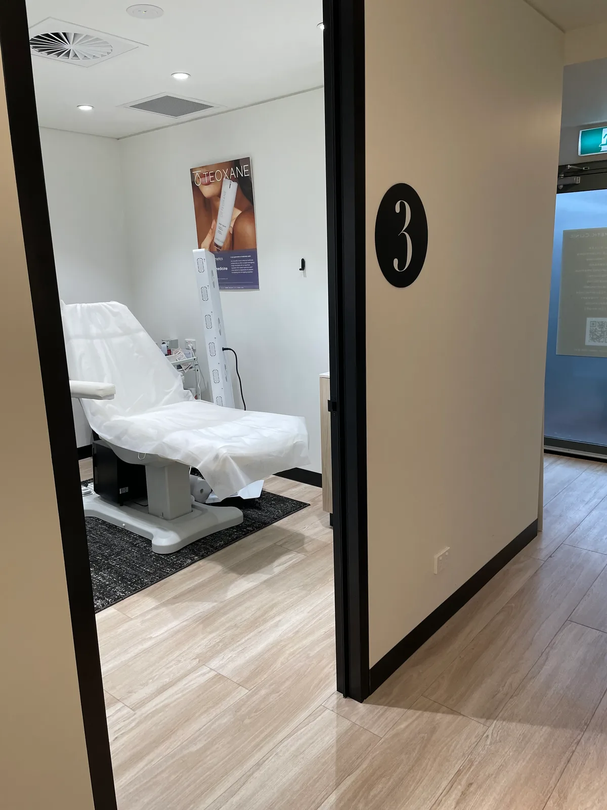 Fully Furnished Beauty Room for Lease, 20 sqm, private event, pop-up rental in Manly, second interior view