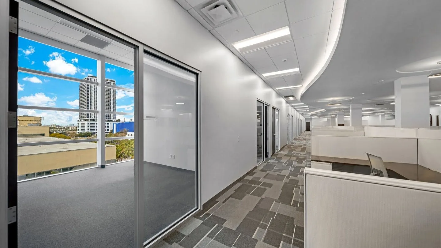 Fully Furnished Hybrid Office Space in Miami