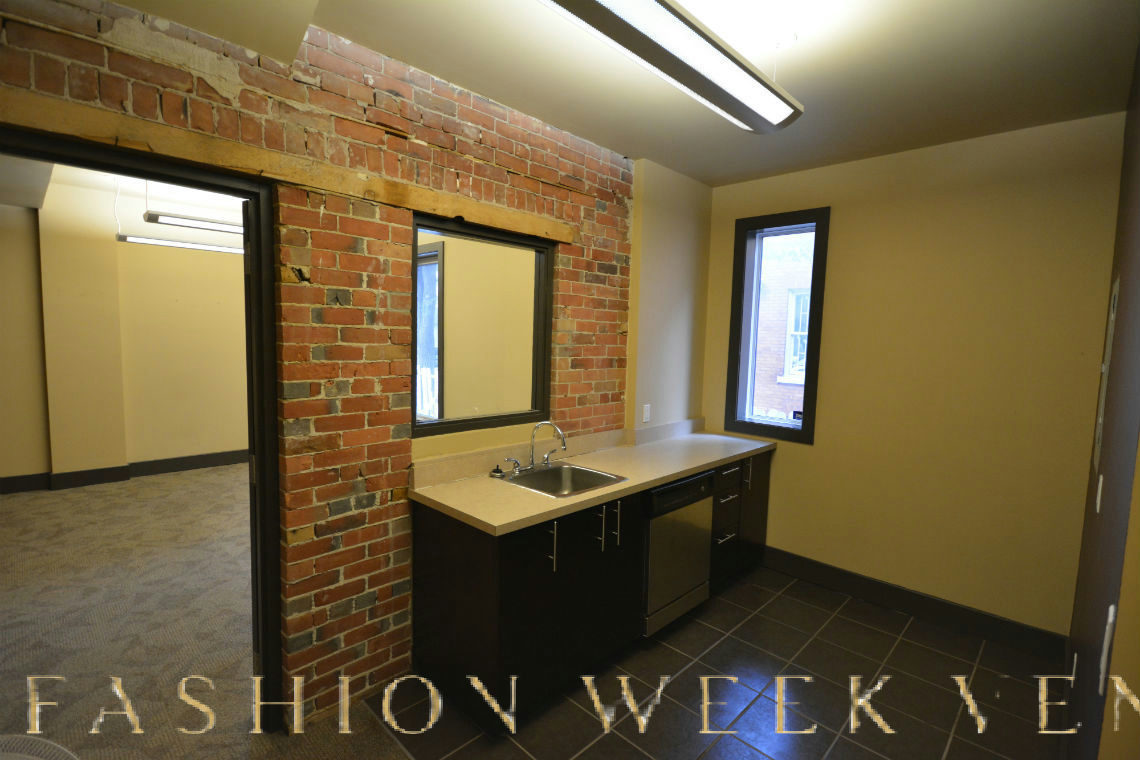 Fully Renovated 1st Floor Office Space for Lease, 123 sqm, corporate event, pop-up rental in Ottawa, third interior view