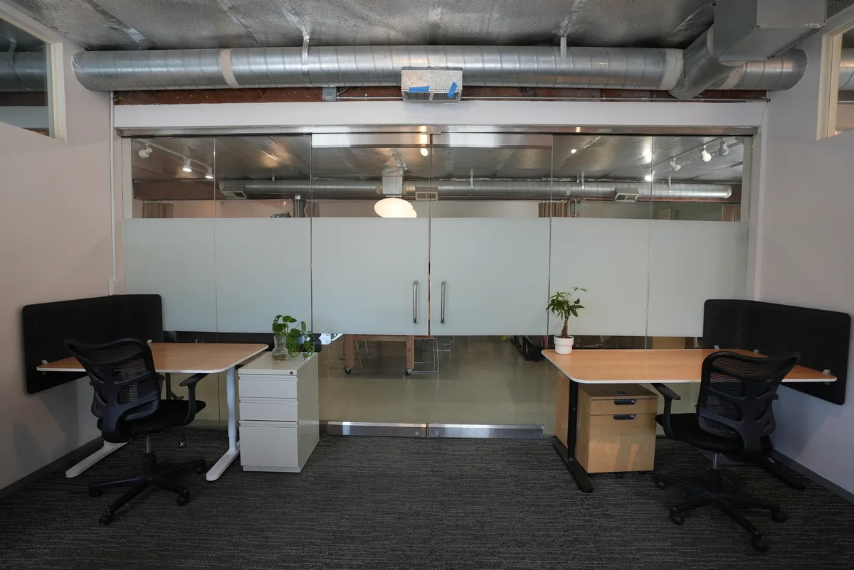Furnished Office Space for Teams of 4, 18 sqm, corporate event, pop-up rental in Los Angeles, third interior view