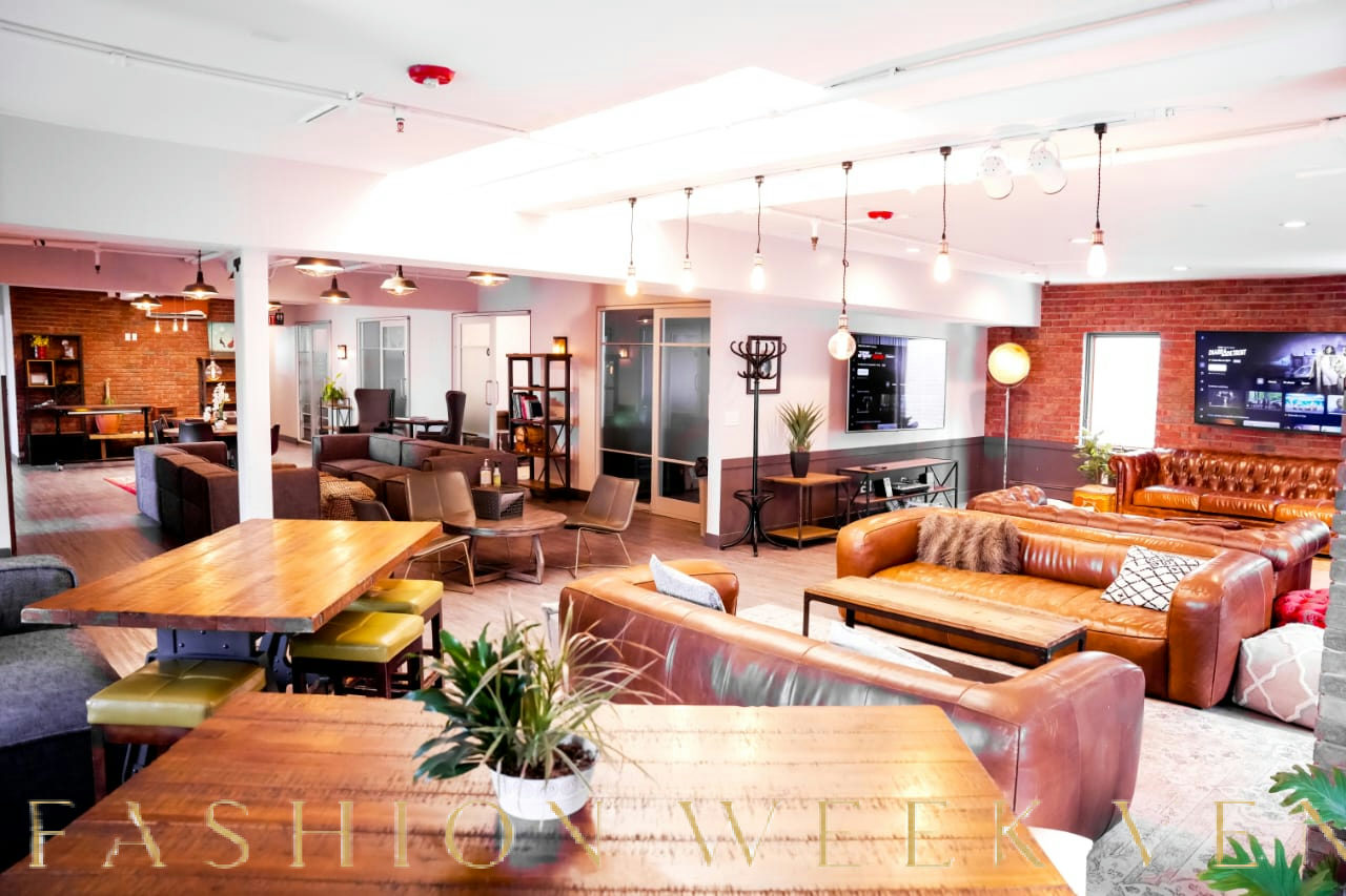 Furnished Office Suites with Essential Amenities, 23 sqm, networking event, pop-up rental in Park City
