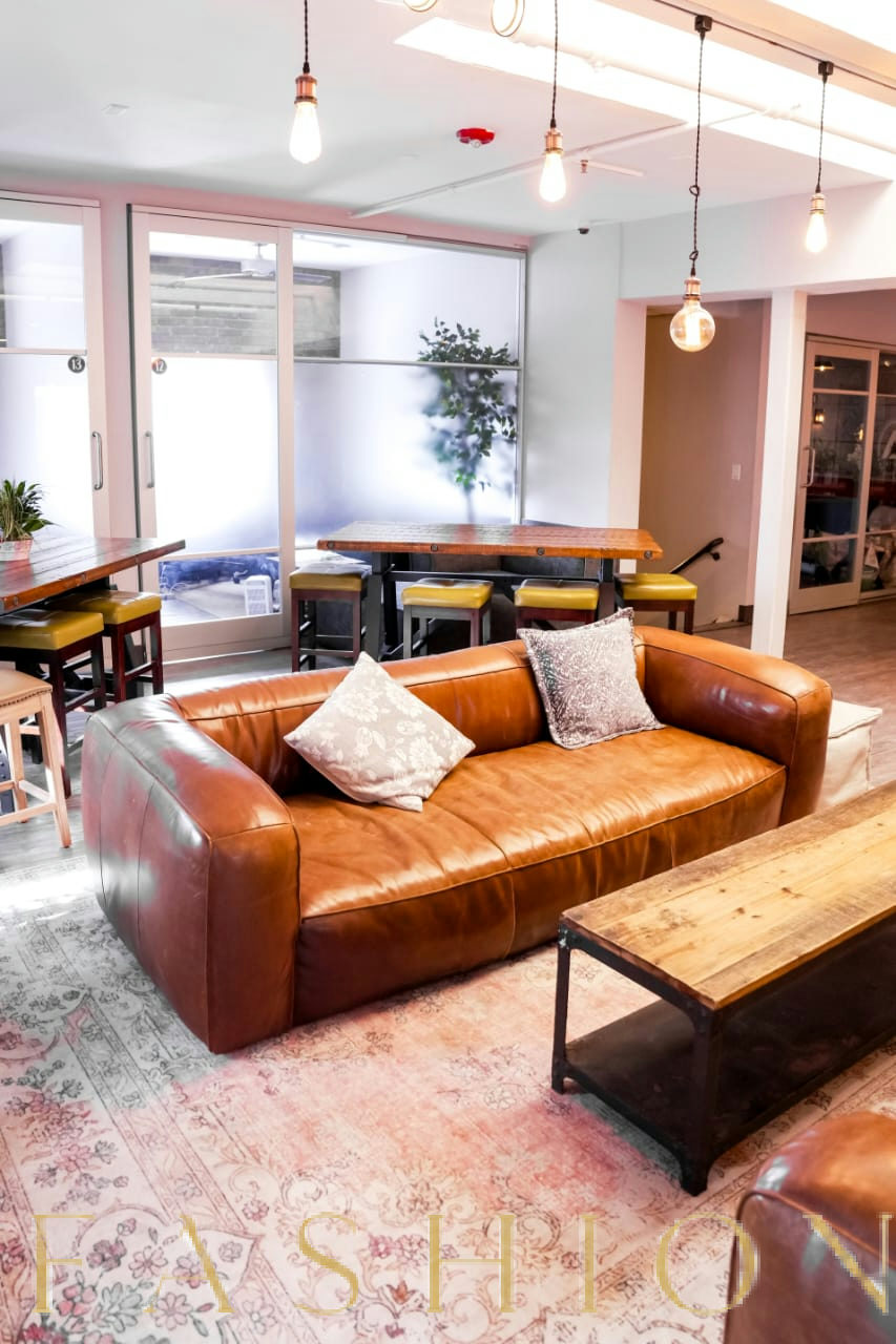 Furnished Office Suites with Essential Amenities, 23 sqm, networking event, pop-up rental in Park City, third interior view