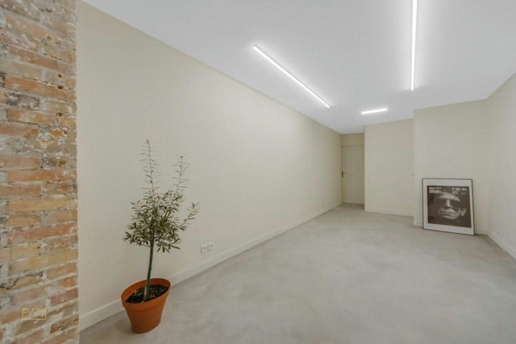 Galerie 62 M on Rue du Faubourg Saint-Denis, Paris, 45 sqm, pop up store