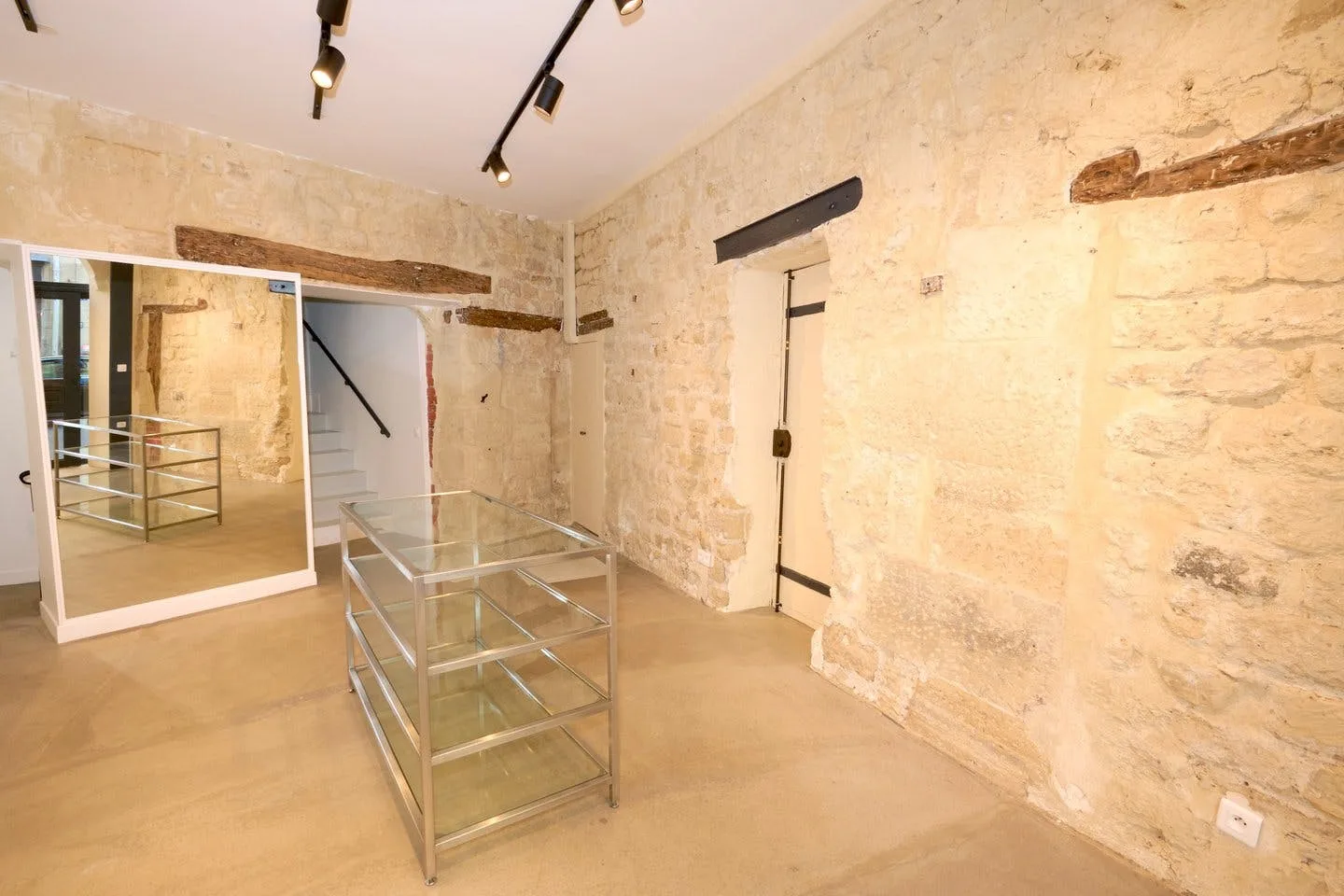 Galerie Boutique Turenne in Le Marais, Paris — 4