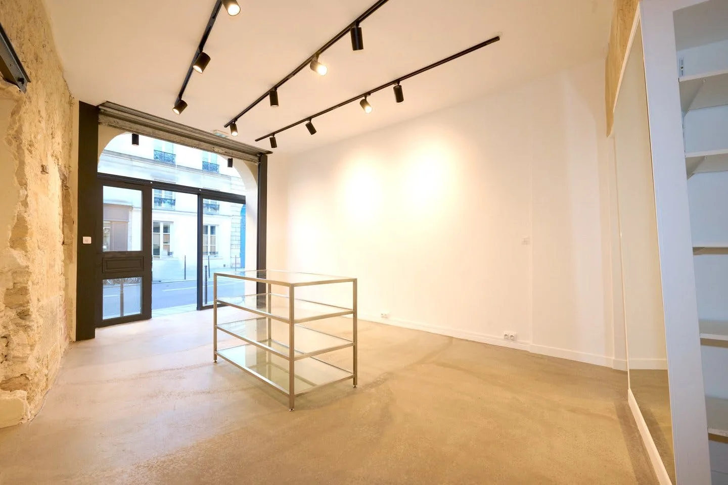 Galerie Boutique Turenne in Le Marais, Paris — 5