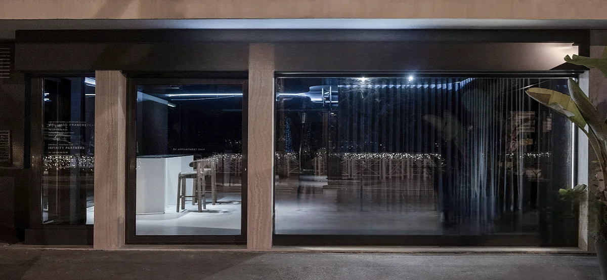 Galerie d'Exposition au Design Minimaliste, 50 sqm, art exhibition, pop-up rental in Beaulieu-sur-Mer, interior view