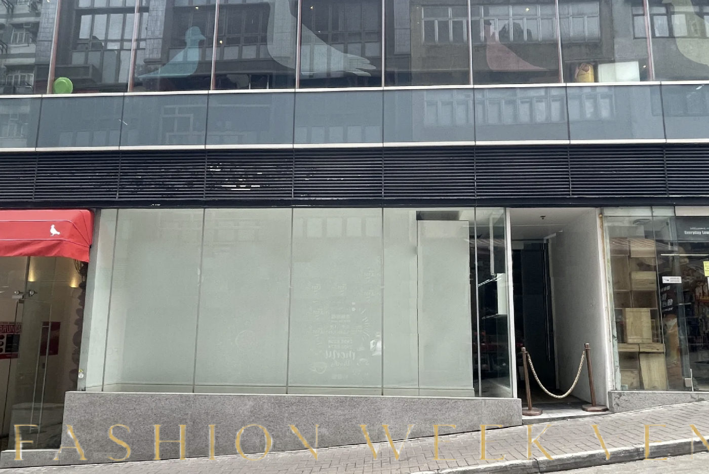 Gallery Space with Existing Fitout for Immediate Rent, 117 sqm, art exhibition, pop-up rental in Hong Kong, second interior…