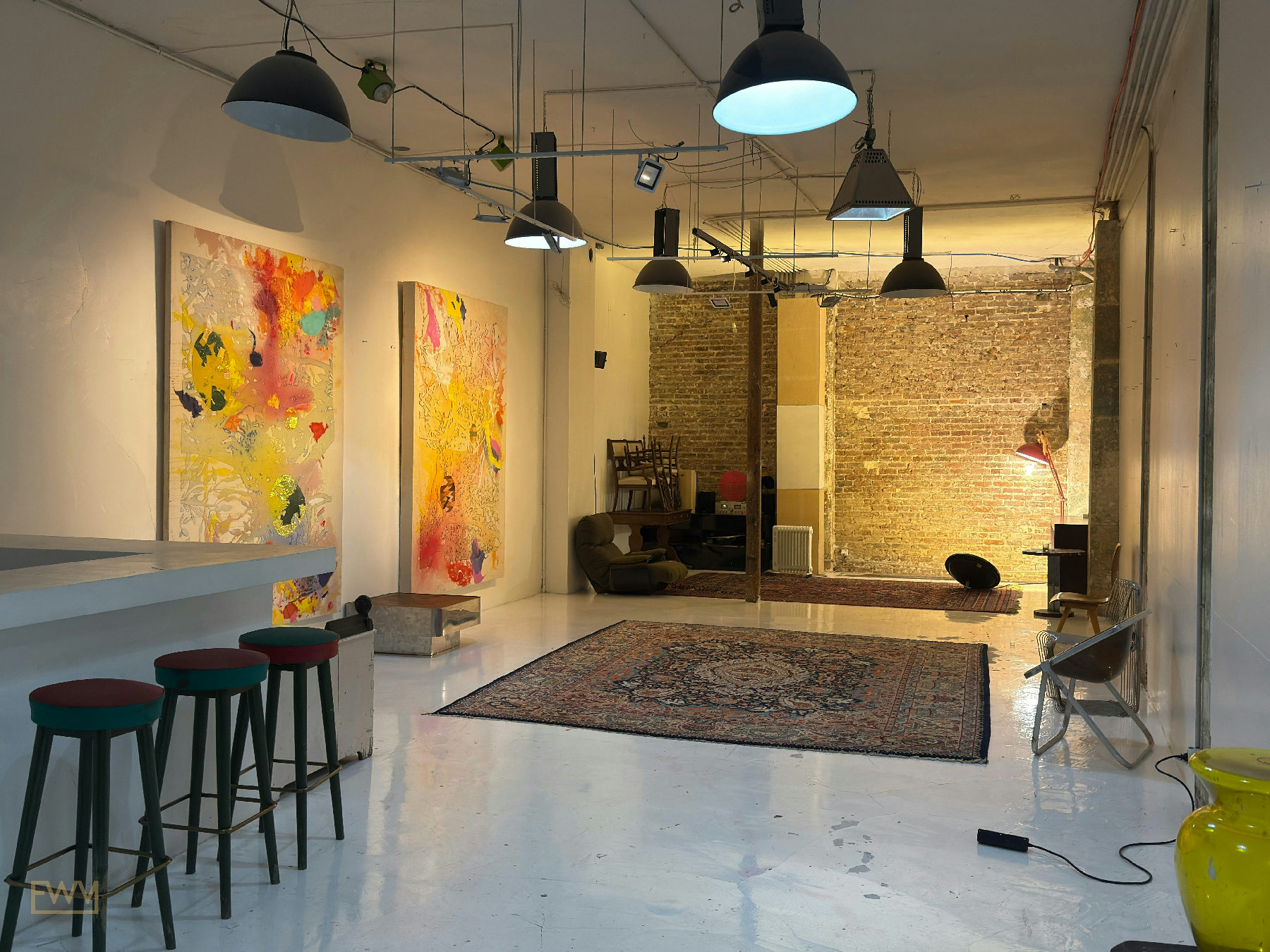 Grand Creative Studio on Boulevard de Strasbourg, Paris, 130 sqm, pop up store