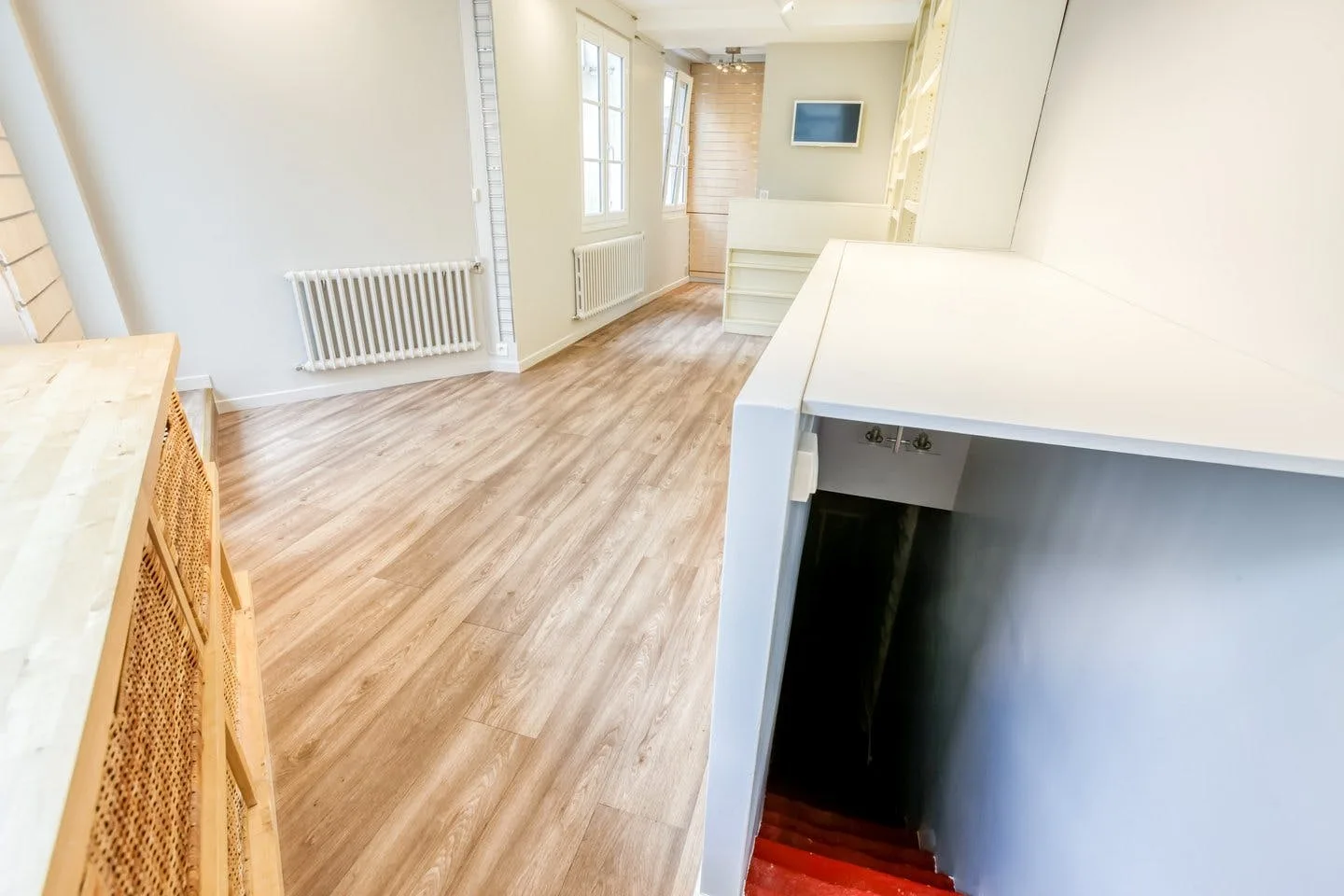 Ground Floor Pop-Up Store in Boulogne Nord — 4