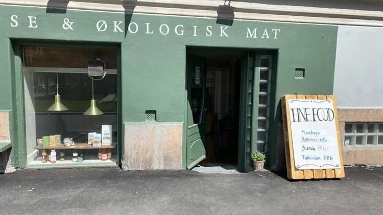 Ground-Floor Retail and Showroom Space on Markveien, Oslo