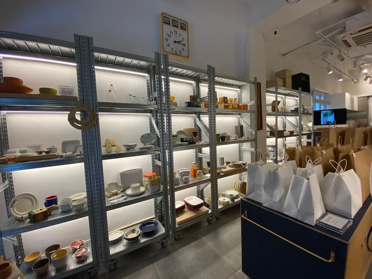 Ground Floor Retail Space Available in Sai Ying Pun, 65 sqm, pop up store in Hong Kong, third interior view