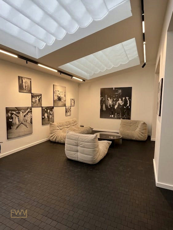 Ground-Floor Showroom on Rue du Temple, Paris, 70 sqm, showroom presentation, pop-up rental