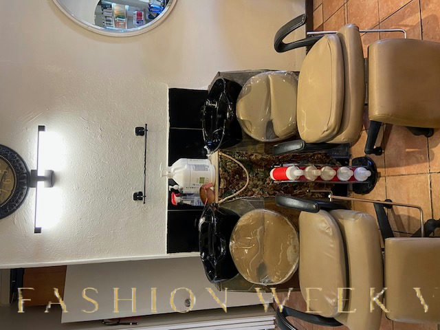 Hair and Beauty Salon Available for Sublease in Pasadena, 63 sqm, retail activation, pop-up rental, third interior view