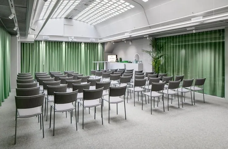 Helio Turbine Event and Showroom Space on Grev Turegatan 30 — 3