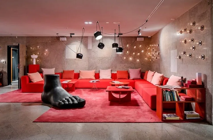 Helio Turbine Event and Showroom Space on Grev Turegatan 30 — 5