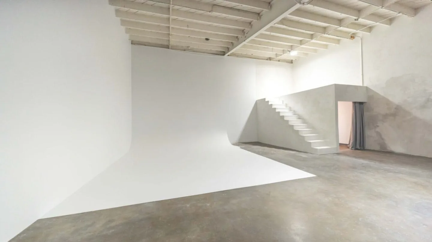 High-Ceiling Photo Studio with Cyclorama Wall in Hawthorne
