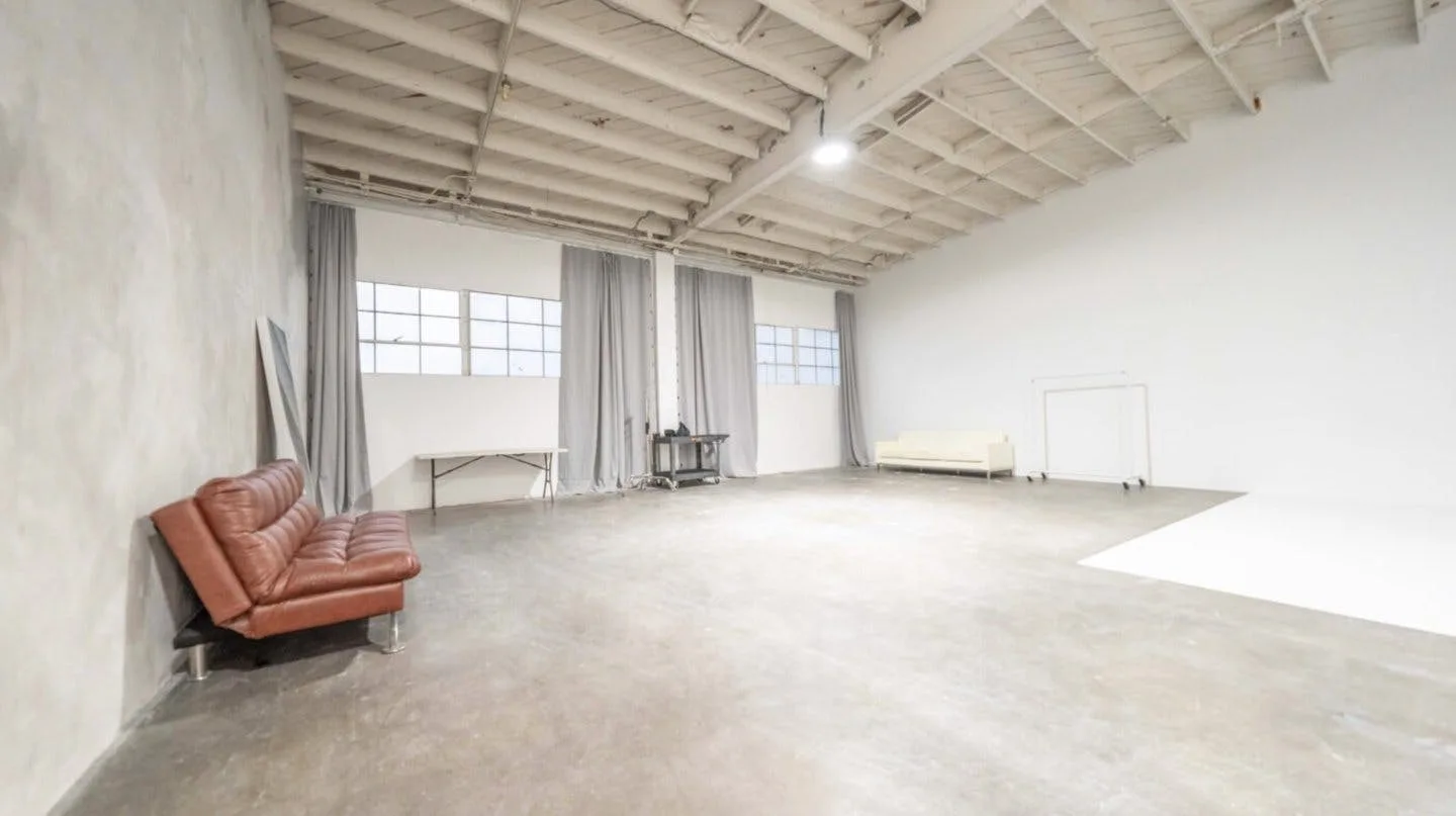 High-Ceiling Photo Studio with Cyclorama Wall in Hawthorne — 2