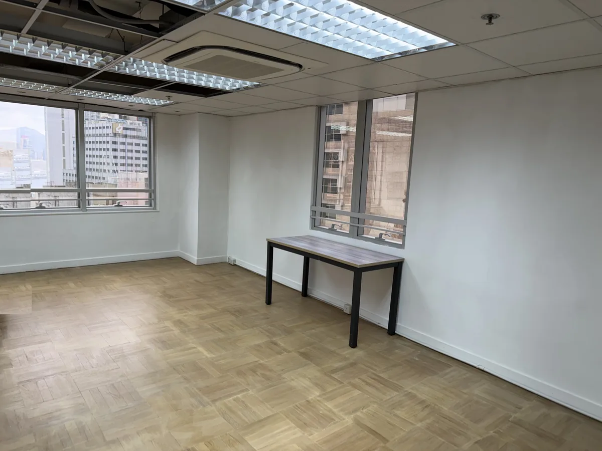 High-Floor Gallery/Office Space in Central Hong Kong, 133 sqm, art exhibition, pop-up rental, interior view