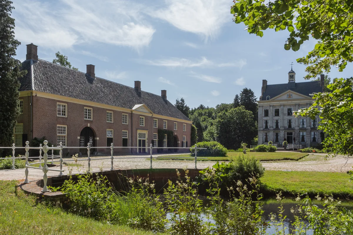 Historic Coach House Meeting Venue with Outdoor Garden, 155 sqm, showroom presentation, pop-up rental in Loenen