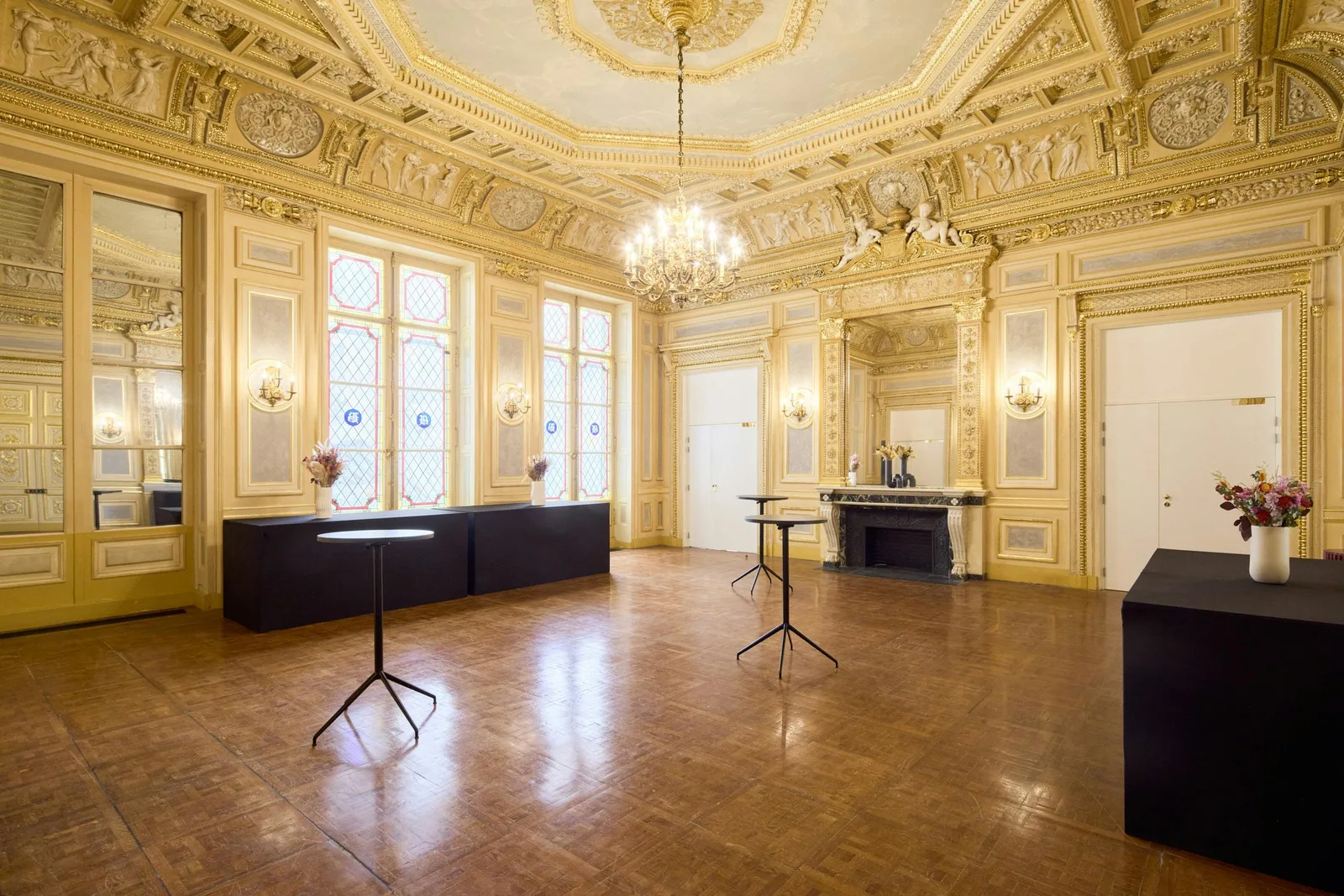 Historic Commercial Space at Rue Vivienne, Paris — 2