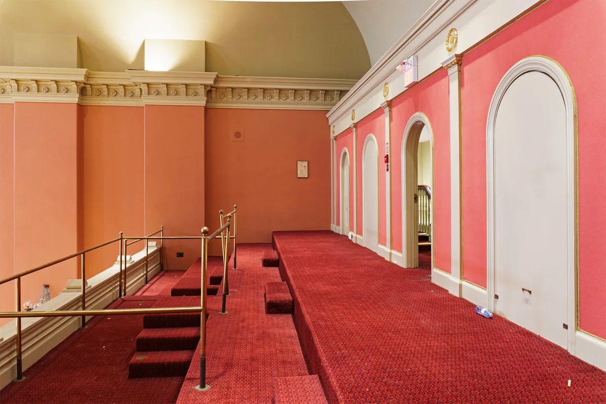 Historic Event Hall with Versatile Spaces for Gatherings, 265 sqm, private event, pop-up rental in Toronto, additional inter…
