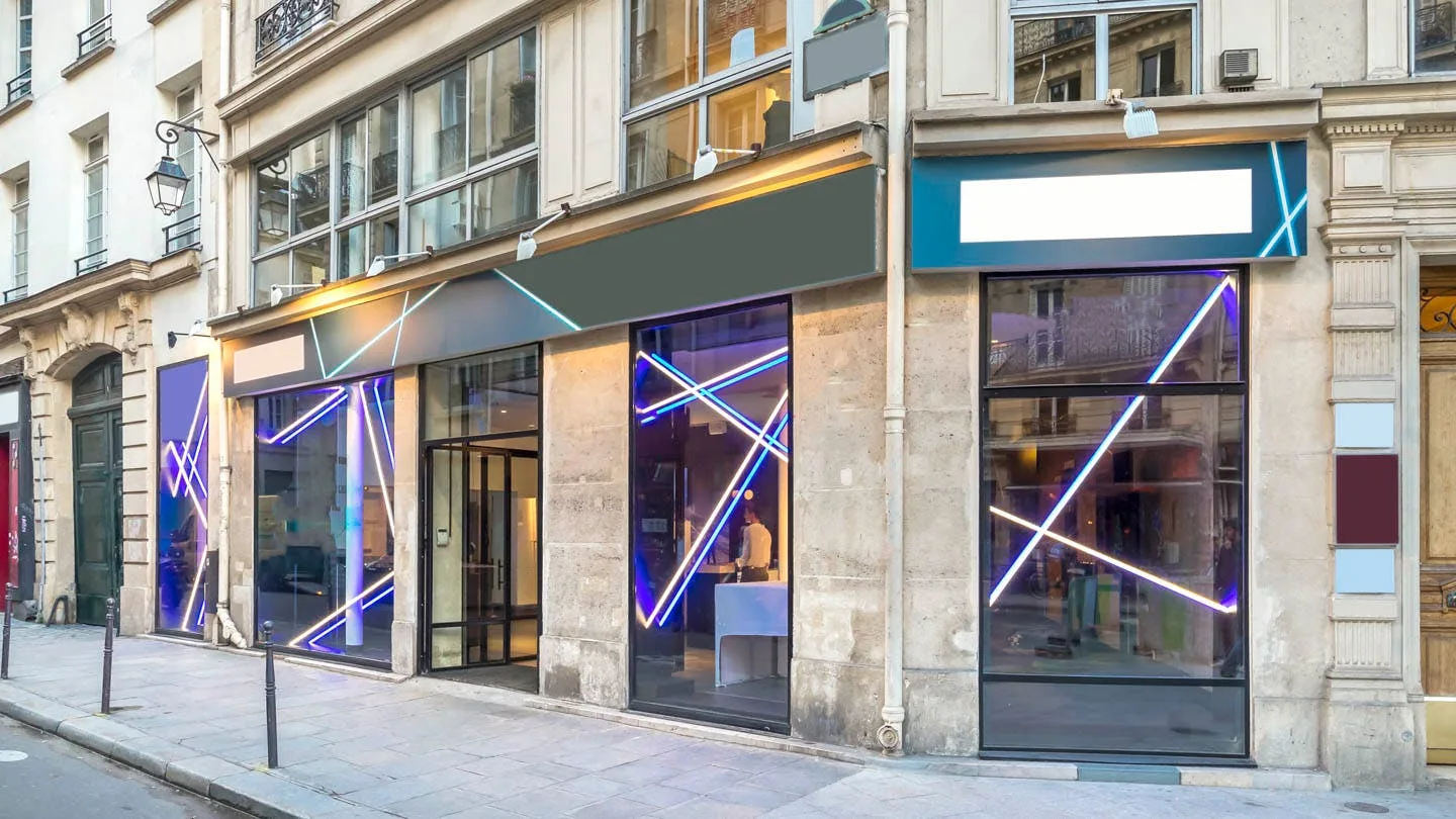 Historic Pop Up Boutique in Châtelet-les-Halles, Paris — 2