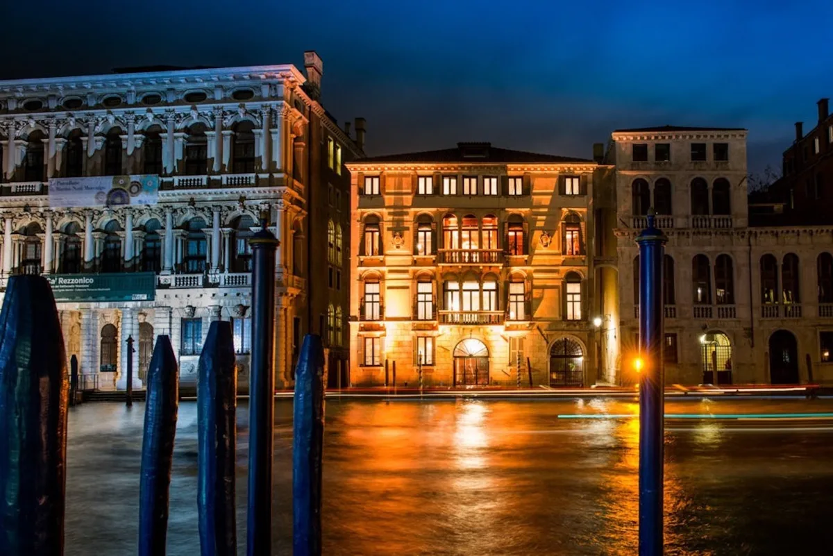 Historic Venetian Palazzo on the Grand Canal, 1800 sqm, cocktail reception, pop-up rental in Venezia