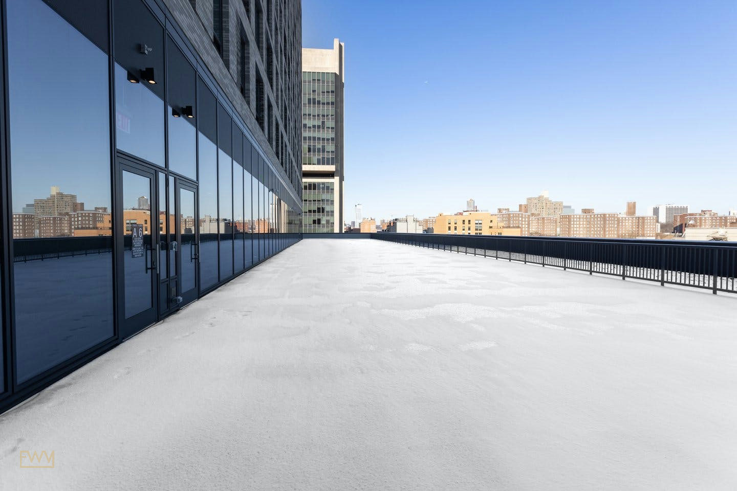 Iconic Event Space with Terrace on 125th Street, New York, 3530 sqm, photo shoot, pop-up rental