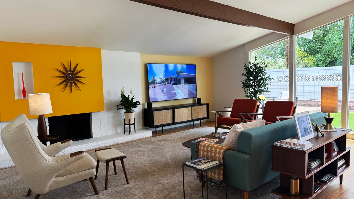 Iconic Mid-Century Modern Space for Creative Productions, 112 sqm, photo shoot, pop-up rental in Las Vegas, second interior…
