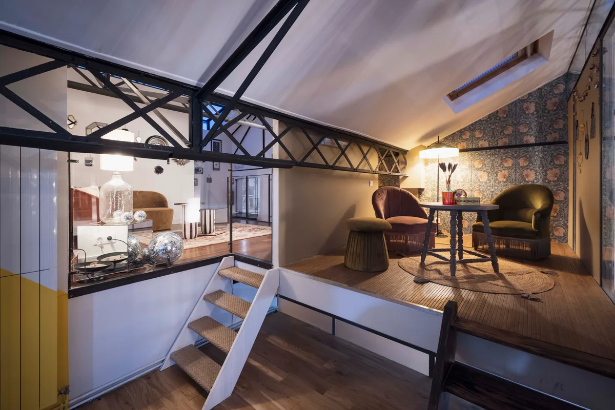Immersive Seminar Space in Cultural Center, 300 sqm, workshop, pop-up rental in Argenteuil, additional interior view