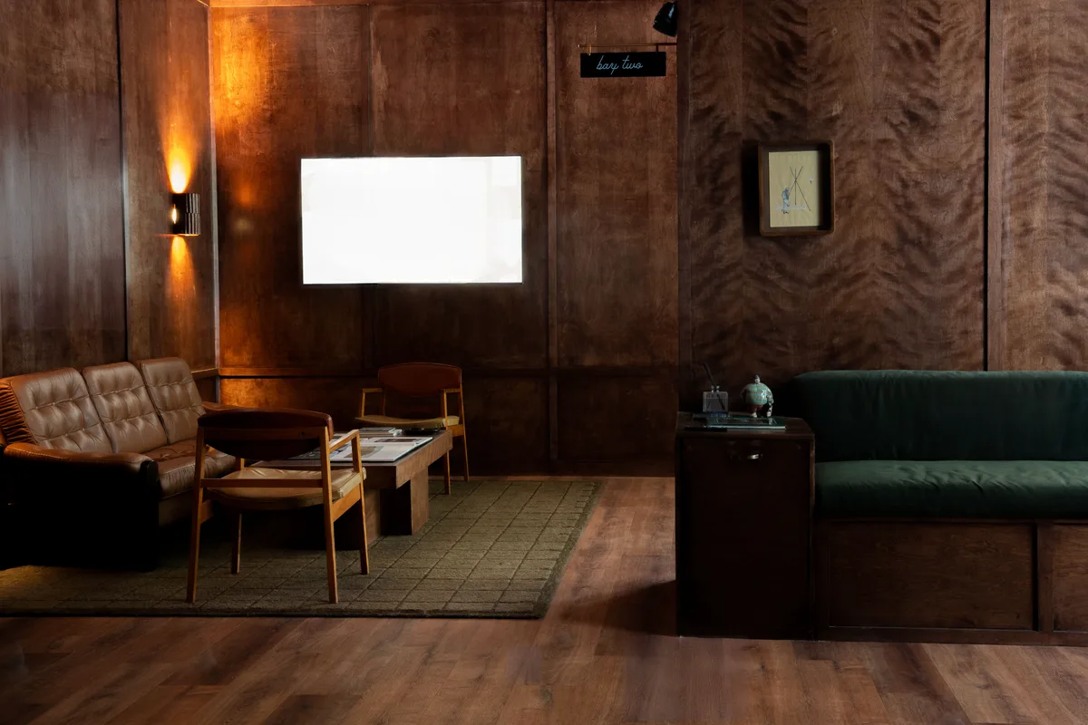 Indoor Golf Club and Versatile Event Space, 112 sqm, photo shoot, pop-up rental in New York, interior view