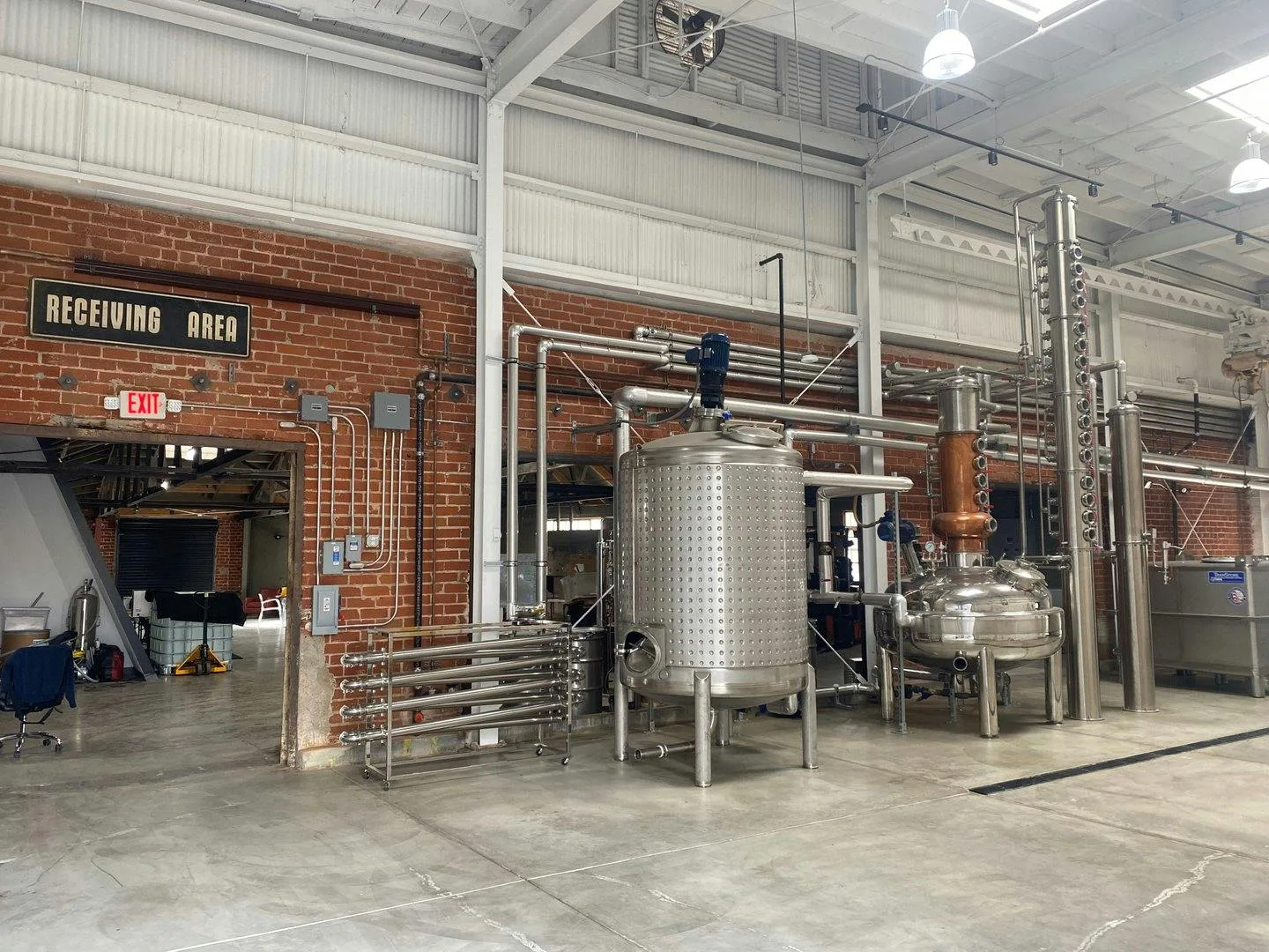 Industrial Brewery Space on McKinley Avenue, Los Angeles — 4
