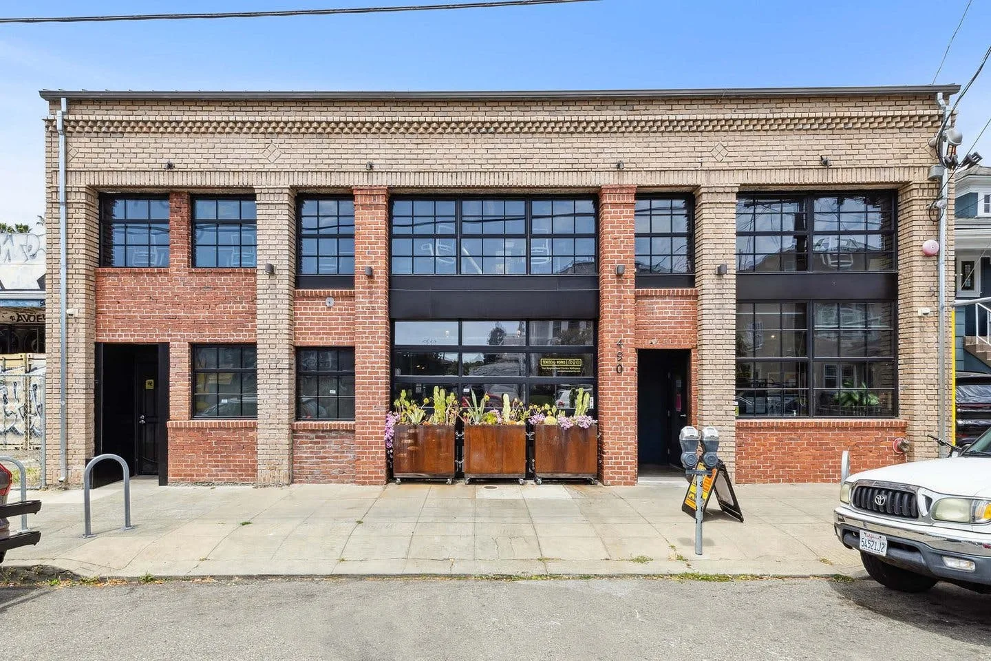Industrial Chic Warehouse in Temescal, Oakland — 2