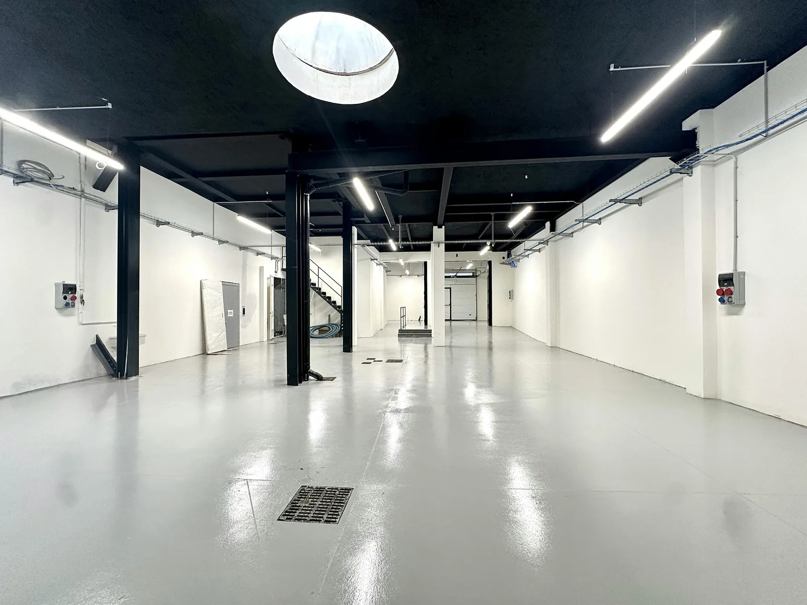 Industrial Exhibition Space in Milano Porta Venezia — 2