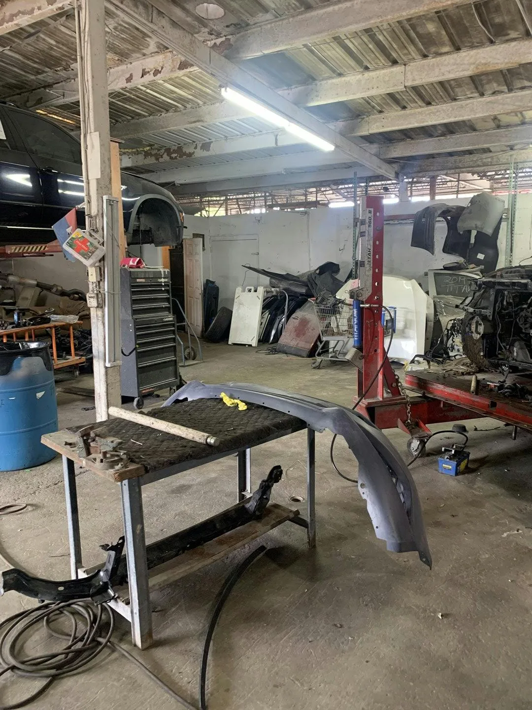 Industrial Mechanic Shop and Workspace in Pompano Beach — 4