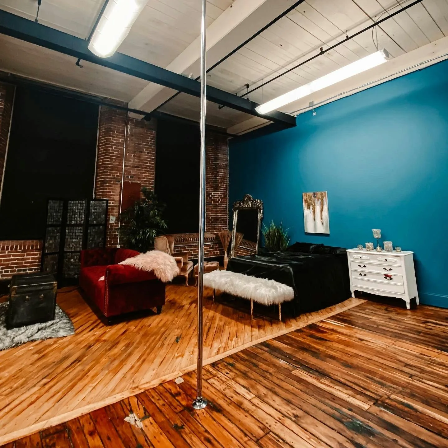 Industrial Riverside Creative Studio Loft, Manchester, NH — 3