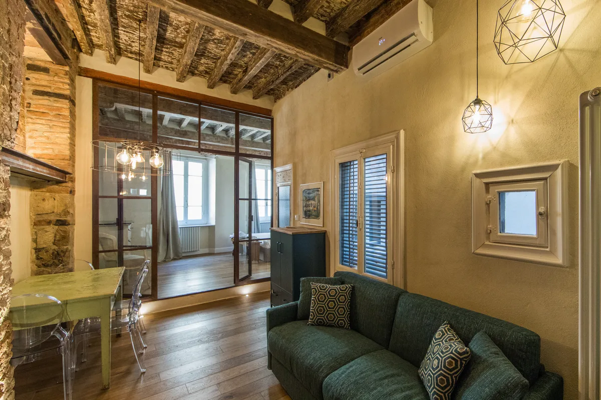 Industrial-Style Loft in Historic Florence, 60 sqm, photo shoot, pop-up rental in Firenze, interior view