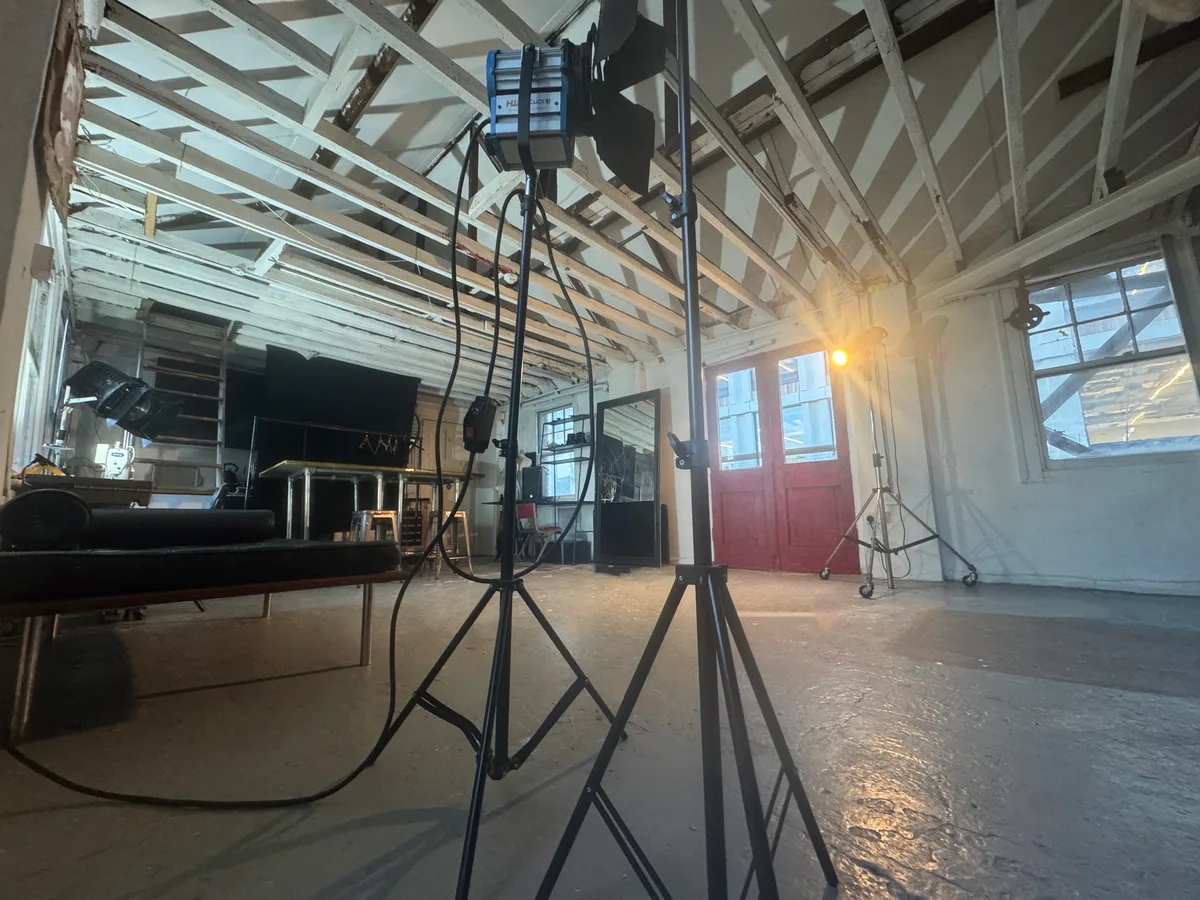 Industrial Warehouse Photography and Film Studio Loft, 84 sqm, photo shoot, pop-up rental in Greater London, third interior…