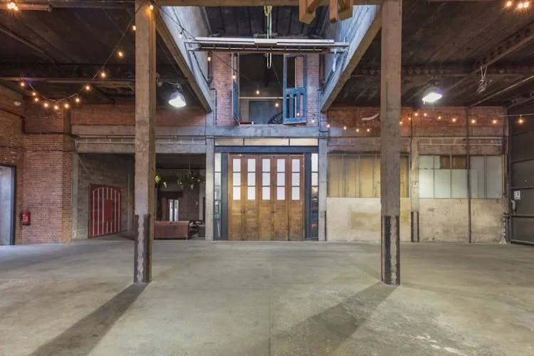 Industrial Warehouse Space at Hoxton Docks, London — 3