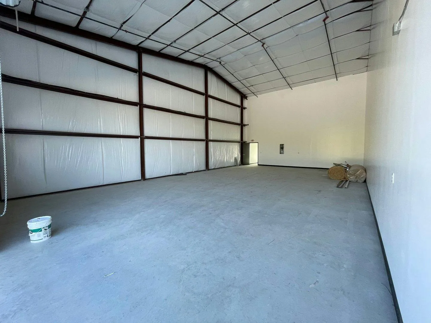 Industrial Warehouse Space on North Stahl Park, San Antonio — 3