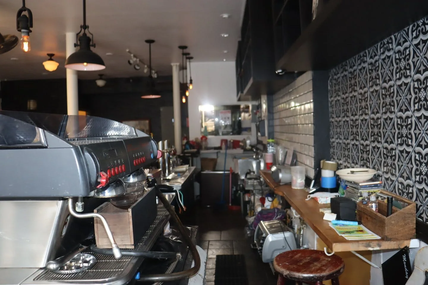Intimate Cafe and Bar Space in the Lower East Side — 4