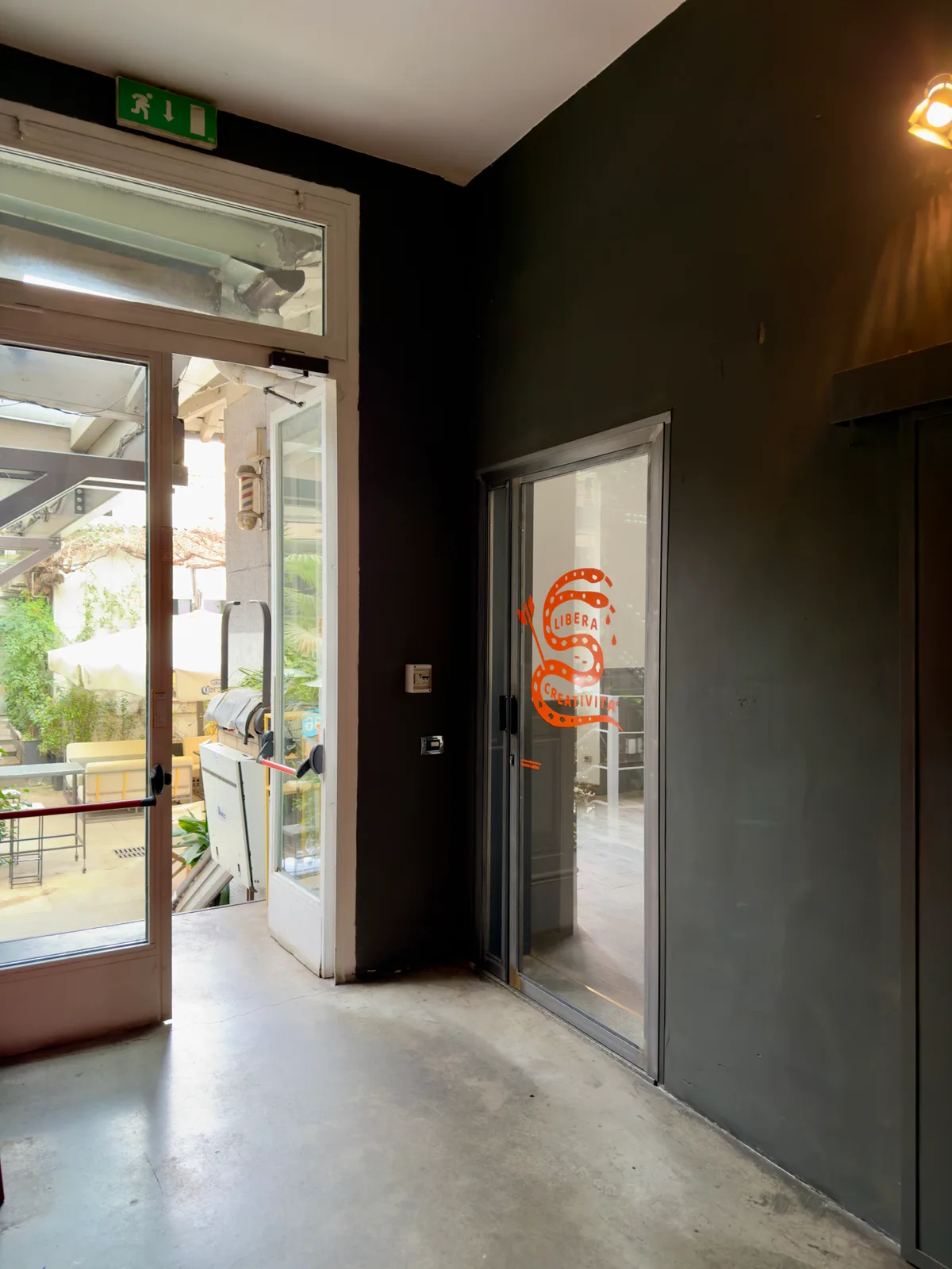 Intimate Pop-Up Space in the Heart of Isola, Milan, 25 sqm, pop up store in Milano, third interior view