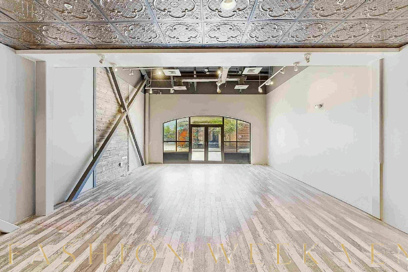 Inviting Boutique Space in Downtown OWA, 106 sqm, pop up store in Foley
