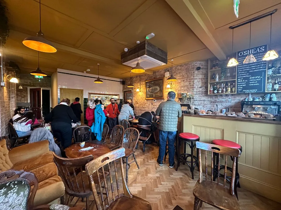 Inviting Venue with Fully Equipped Kitchen and Bar, 44 sqm, cocktail reception, pop-up rental in Wembley Park, second interi…