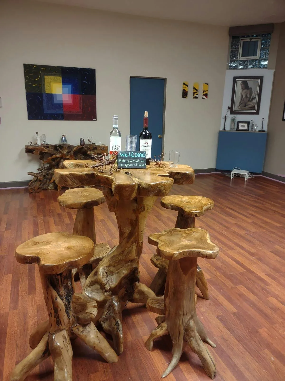Lakeview / Roscoe Village Art Gallery Space in Chicago — 5
