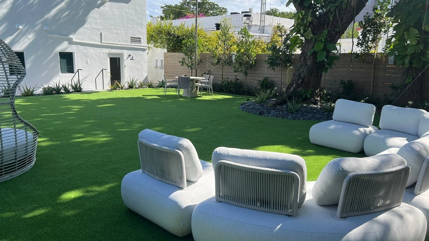 Landscaped Backyard Space in Miami Design District — 2