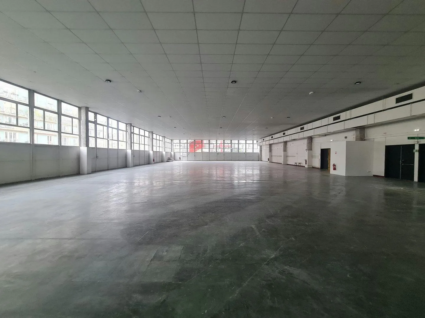Large Atypical Space in the 5th Arrondissement, Paris