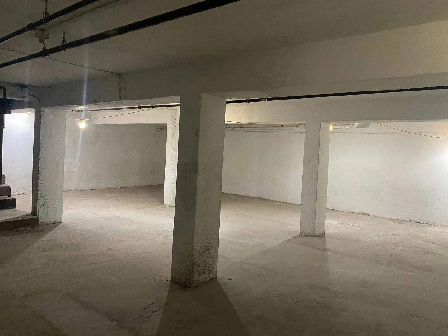 Large Basement Production Space in Los Angeles — 2