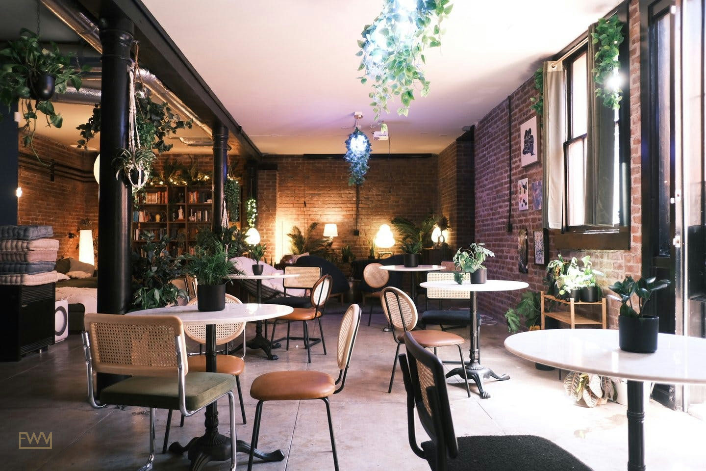 Large Commercial Events Venue in Hayes Valley, San Francisco, 427 sqm, art exhibition, pop-up rental